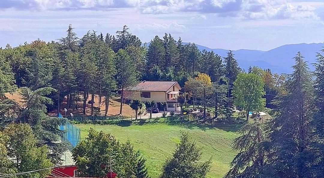 Villa Giuliana B&B Scarperia Kültér fotó